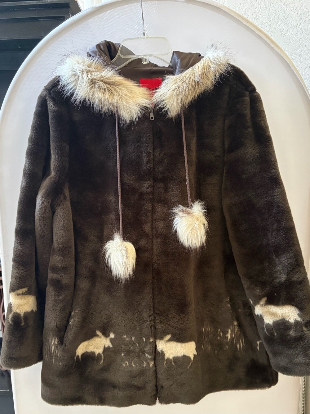 Vintage Black Mountain Faux Fur Hooded Jacket Moose Wildlife Design Large